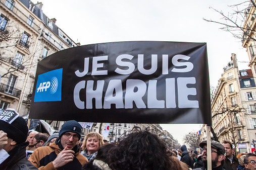 Coup de chapeau à… nous Français !