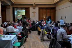 Les tables du Centre d’action sociale protestant (CASP)