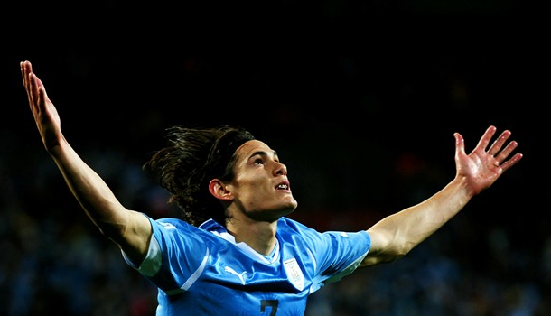 Edison Cavani, le footballeur du Seigneur