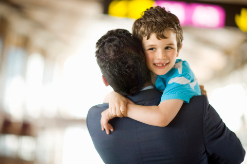 Papa est souvent en voyage…